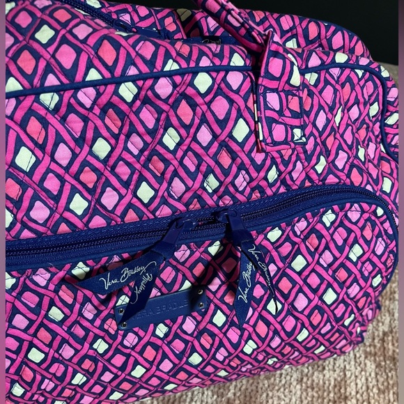 Vera Bradley  Pink/Blue Travel‎ bag - Picture 9 of 12